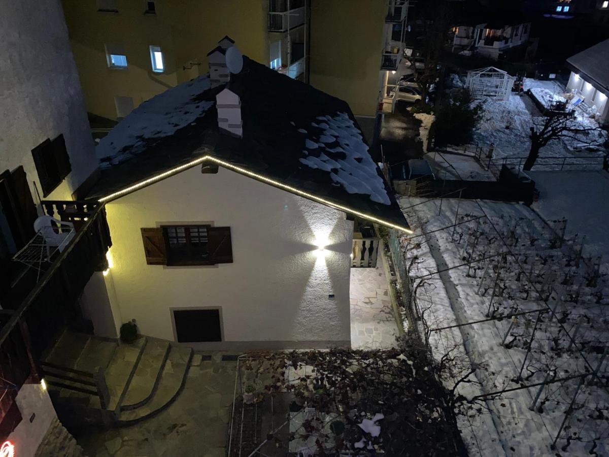 Ancienne Maisonnette Аоста Экстерьер фото